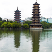 Guilin - Zon en Maan pagodes